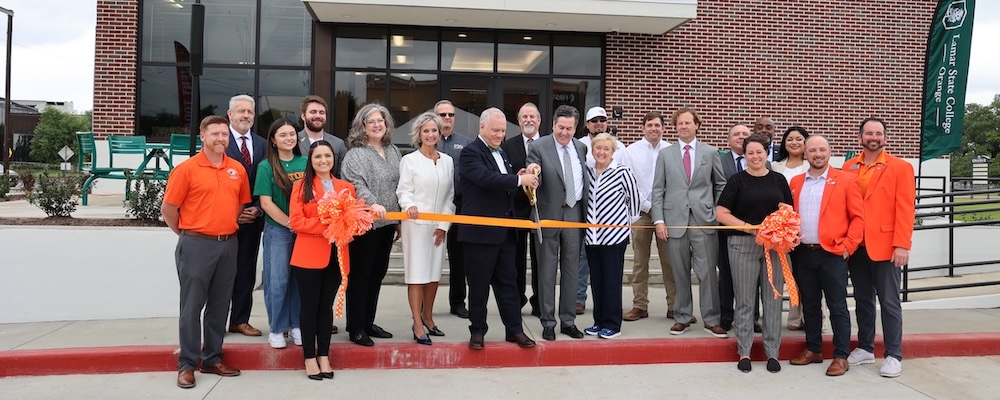 Student Success Center Ribbon Cutting