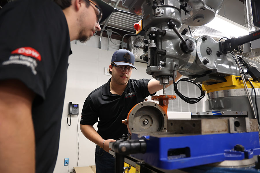 dow apprentice using rotating equipement
