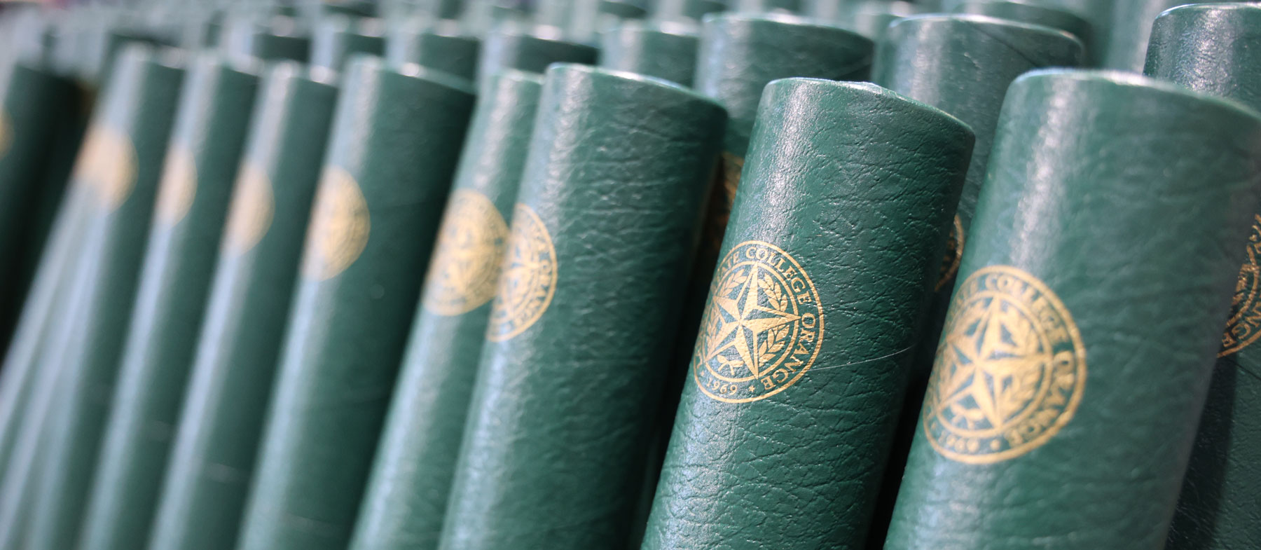 Diploma Tubes
