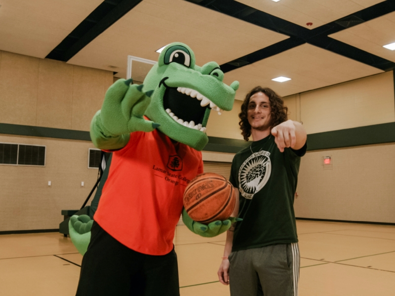 Anthony Barnes with mascot