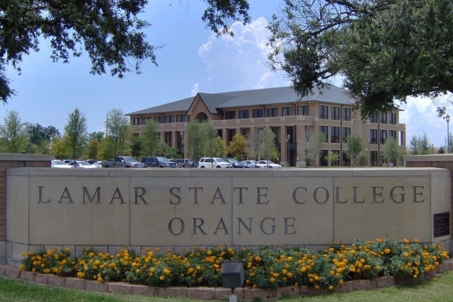 Lamar State College Orange stone entrance sign